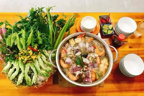 Hình ảnh Lẩu mắm nhỏ