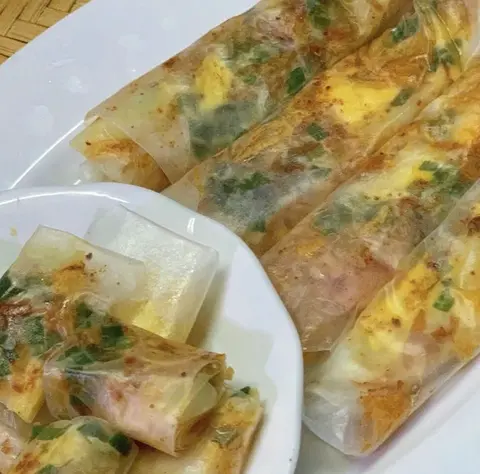 Hình ảnh PHƠI SƯƠNG CUỐN MỠ HÀNH TRỨNG CÚT