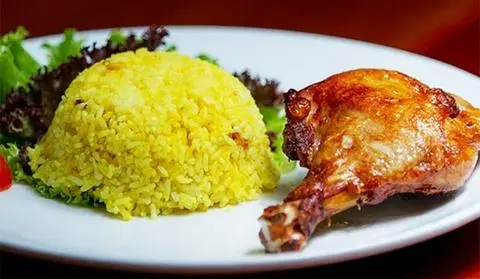 Hình ảnh Cơm chiên gà xối mỡ  - đùi