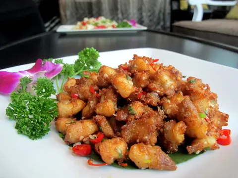 Hình ảnh Sụn gà sốt thái