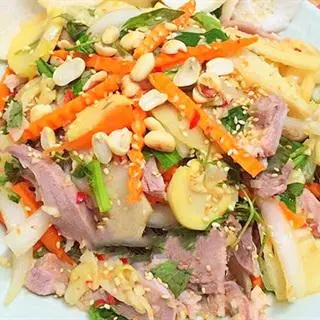 Hình ảnh Gỏi lưỡi heo chua cay