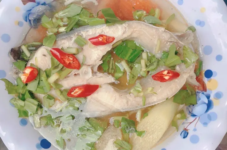 Hình ảnh Cơm canh chua cá hú