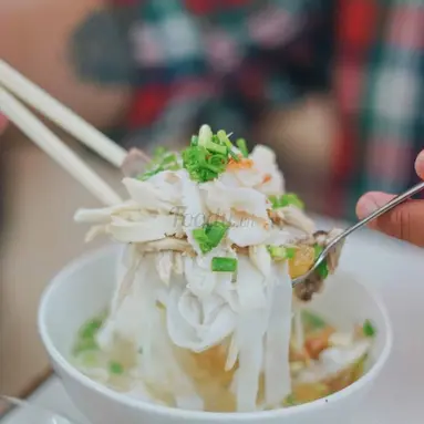 Hình ảnh Hủ tiếu mềm nước