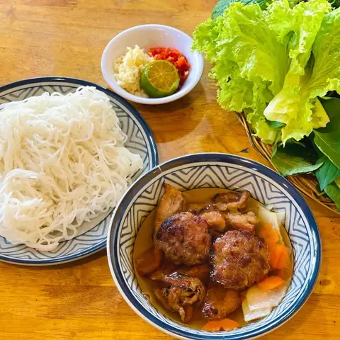 Hình ảnh Bún chả truyền thống Hà Nội