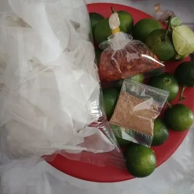 Hình ảnh Ớt muối nhuyễn bánh xé