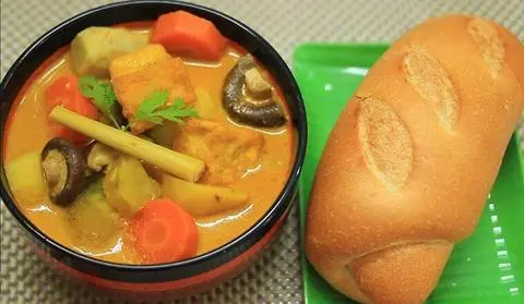 Hình ảnh Bánh mì cà ri chay