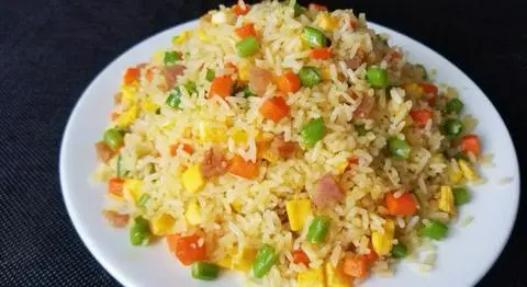 Hình ảnh Cơm chiên Dương Châu