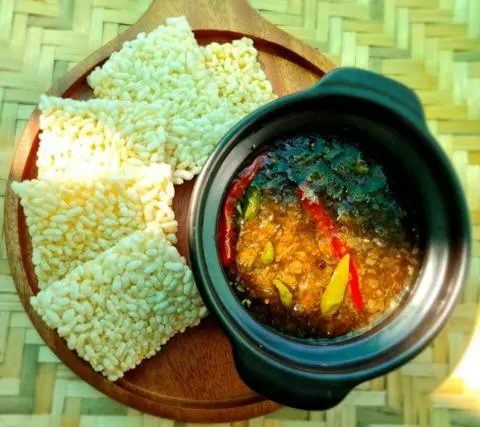 Hình ảnh Cơm cháy kho quẹt