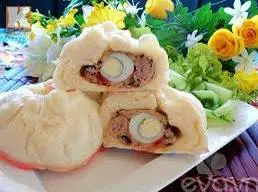 Hình ảnh Bánh bao trứng cút