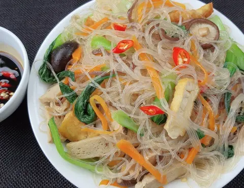 Hình ảnh Miến xào chay