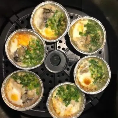 Hình ảnh Hàu chén nướng trứng