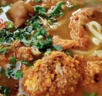 Hình ảnh Bánh canh cua chả cá thố nhỏ