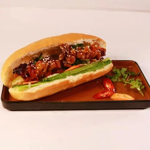 Hình ảnh Bánh Mì Bò Hầm Kiểu Hàn