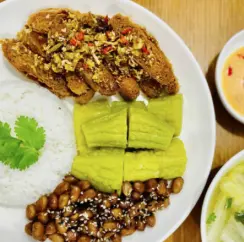 Hình ảnh Cơm sườn chay chiên giòn