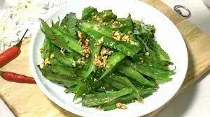 Hình ảnh Đậu rồng xào tỏi