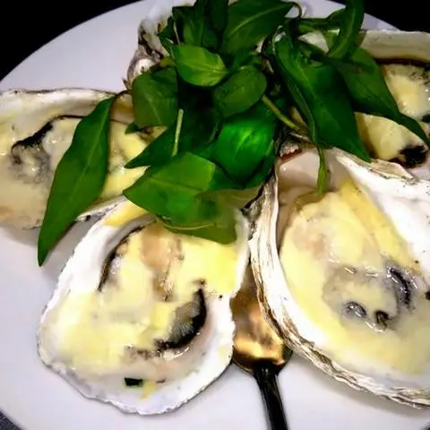 Hình ảnh Hàu nướng phô mai (1 con)