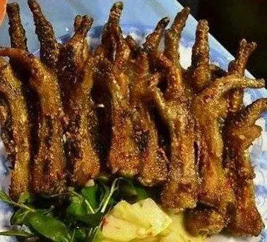 Hình ảnh Chân gà nướng