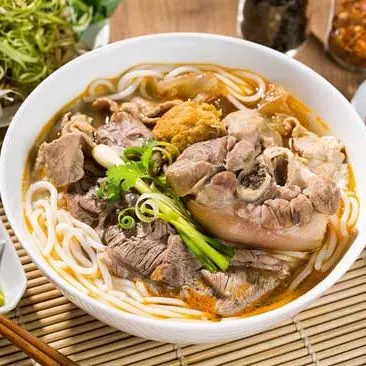 Hình ảnh Bún bò thập cẩm