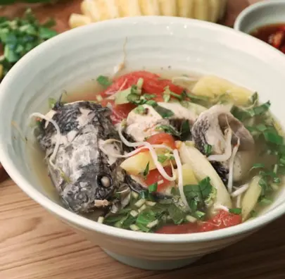 Hình ảnh Cơm canh chua đầu cá lóc