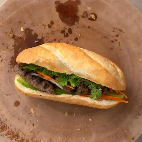 Hình ảnh Bánh mì bò trứng