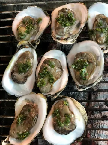 Hình ảnh Hàu đá mỡ hành