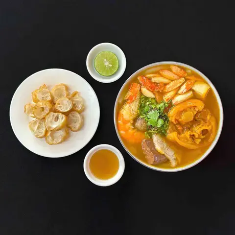Hình ảnh Bánh canh đặc biệt Cua-Tôm-Thịt nạc-Giò