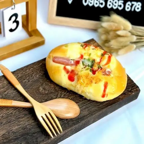 Hình ảnh Bánh mì xúc xích