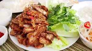 Hình ảnh Cơm ba rọi chiên muối sả