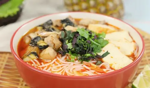 Hình ảnh Bún ốc tô đặc biệt