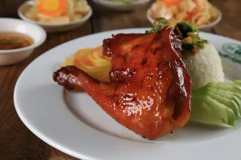 Hình ảnh Cơm đùi gà