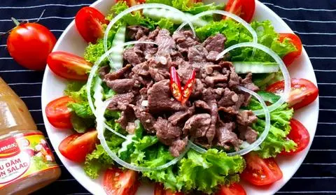 Hình ảnh Bắp bò trộn xà lách