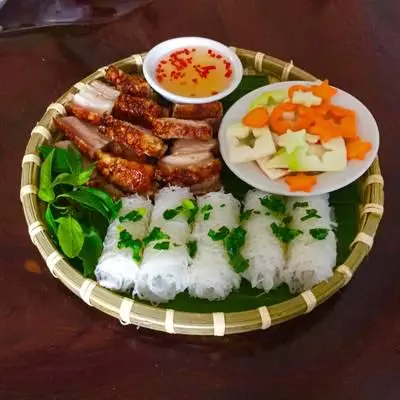 Hình ảnh Bánh hỏi heo quay