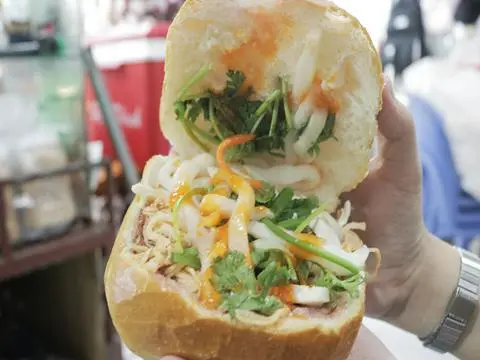 Hình ảnh Bánh mì cóc