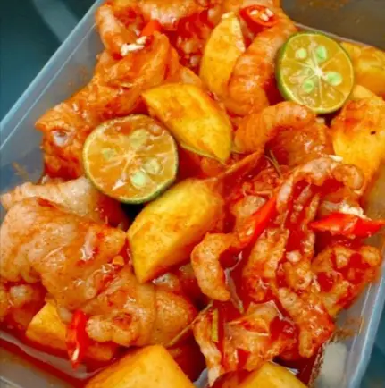 Hình ảnh Chân gà rút xương sốt Thái