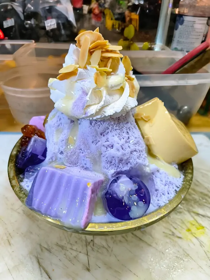 Hình ảnh Bingsu Khoai Môn (thạch pudding, thạch phô mai , trân châu giòn và bánh flan) 