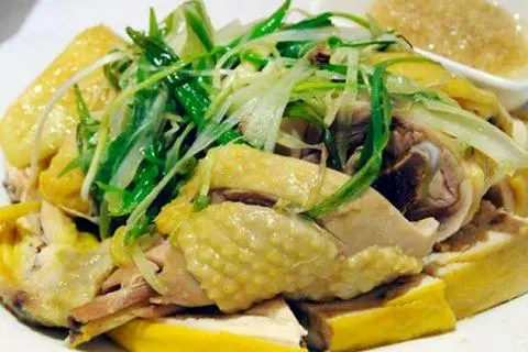 Hình ảnh Gà hấp hành