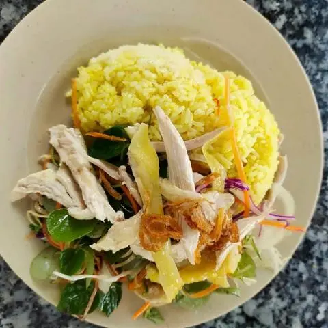 Hình ảnh Cơm gà xé