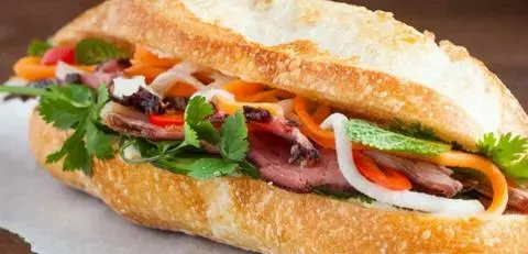 Hình ảnh Bánh mì thịt chả