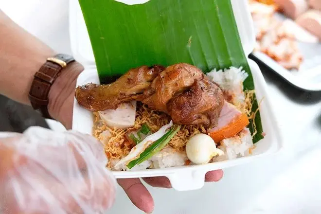 Hình ảnh Xôi đùi gà thập cẩm