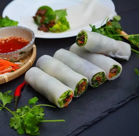Hình ảnh Mua 1 Phở cuốn nem nướng tặng 1 Phở cuốn nem nướng