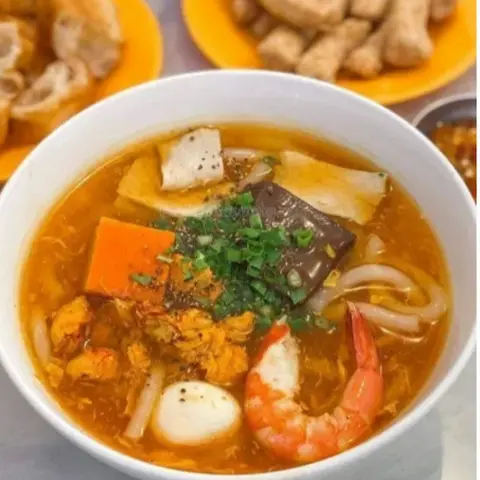 Hình ảnh BÁNH CANH CHẢ, CUA