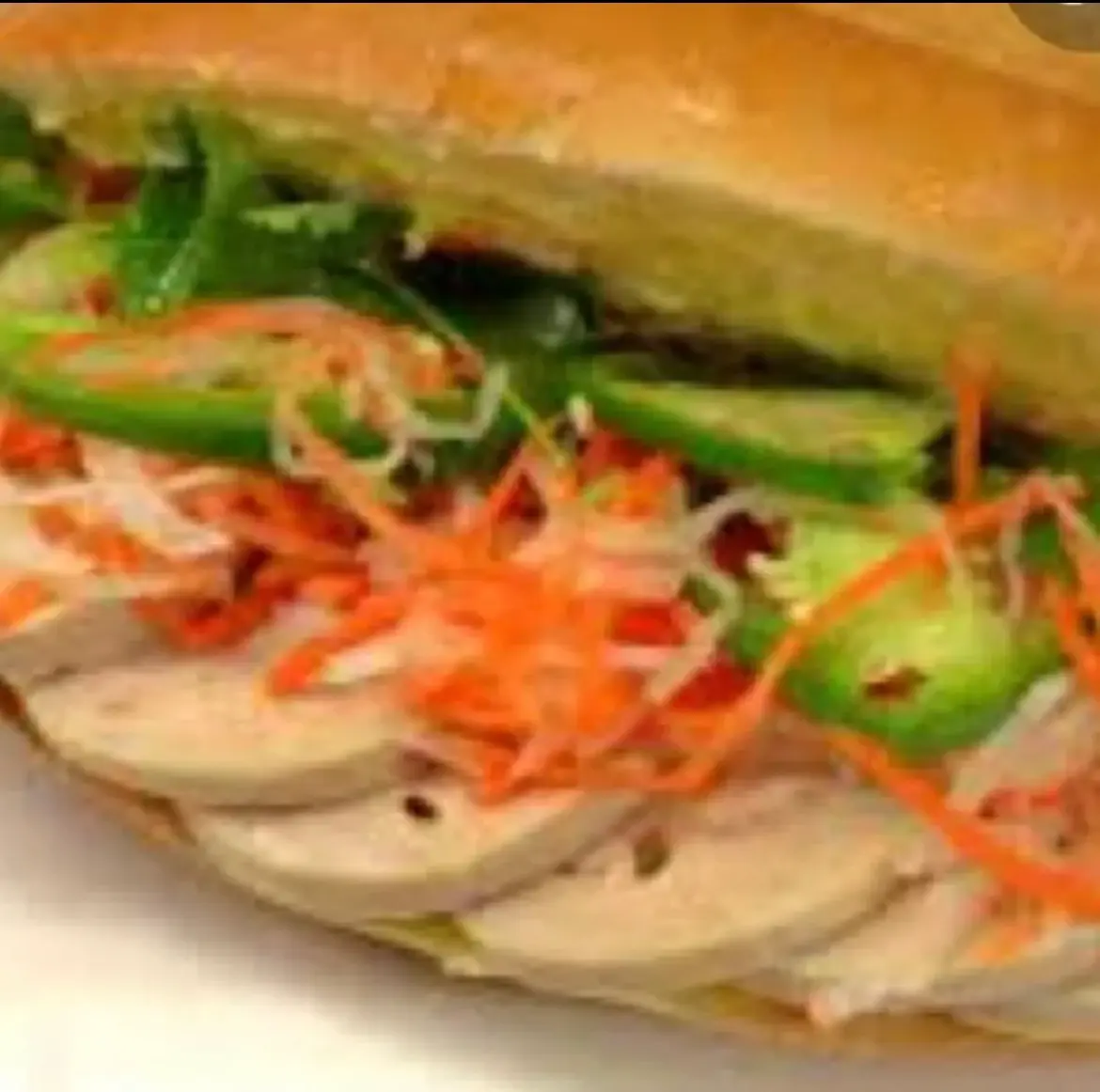 Hình ảnh Bánh mì chả lụa