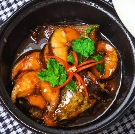 Hình ảnh Cơm cá kho tiêu