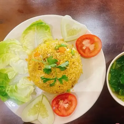 Hình ảnh Cơm chiên Dương Châu chay
