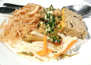 Hình ảnh Cơm bì chả