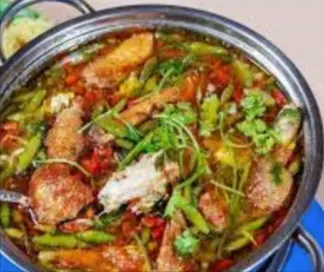 Hình ảnh Lẩu gà tiềm ớt hiểm