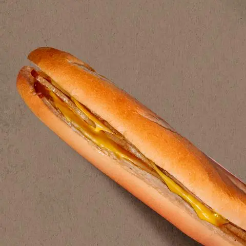 Hình ảnh Bánh Mì Que Jambon Phô Mai Béo Ngậy
