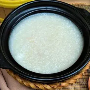 Hình ảnh Cháo thêm - có gia vị và nước hầm xương