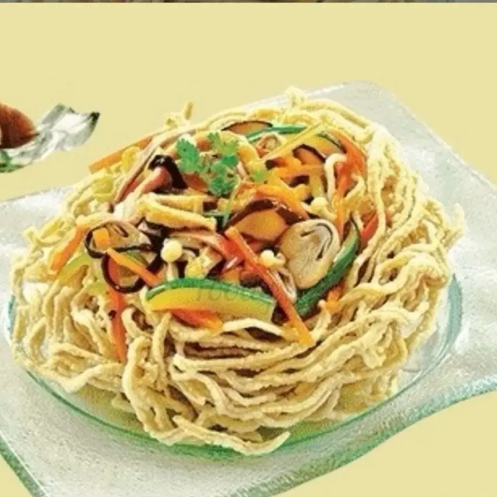 Hình ảnh Mì xào giòn chay