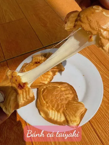 Hình ảnh 2 bánh cá taiyaki phomai